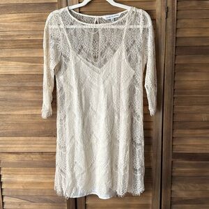 Cupcakes & Cashmere size 4 mini shift dress with lace overlay